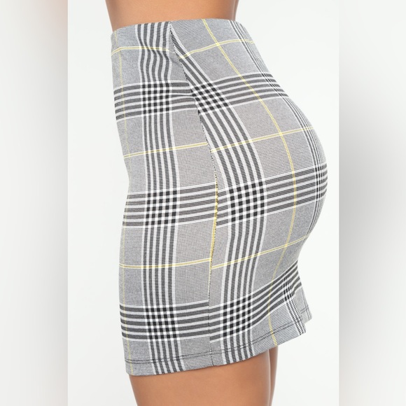 NWT Waiting for the Weekend Striped Skirt - Picture 3 of 4